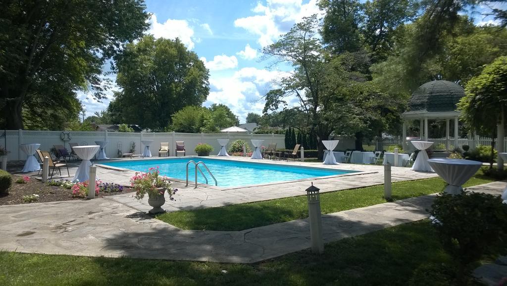 Greene Gables Inn White Hall Esterno foto