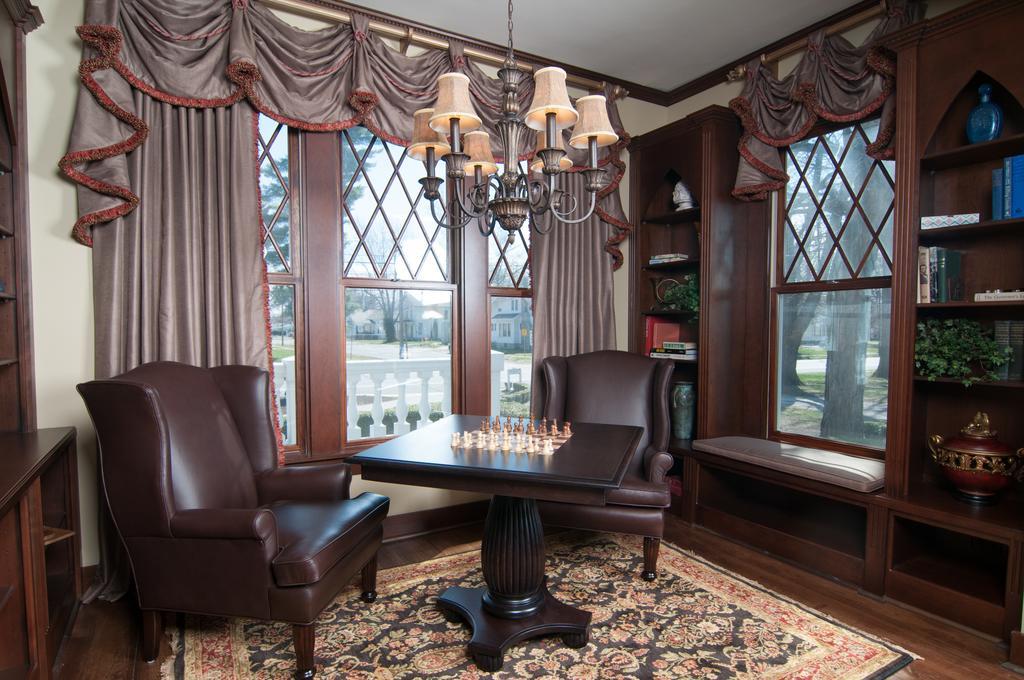 Greene Gables Inn White Hall Esterno foto
